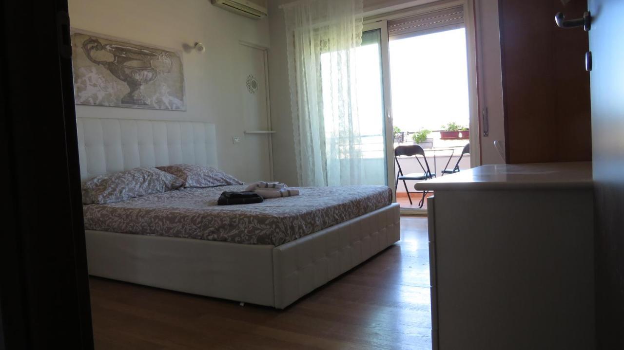 Luna Rossa Rooms Cagliari Exteriör bild