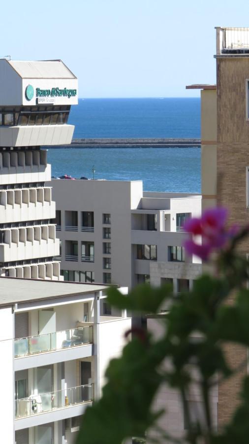 Luna Rossa Rooms Cagliari Exteriör bild