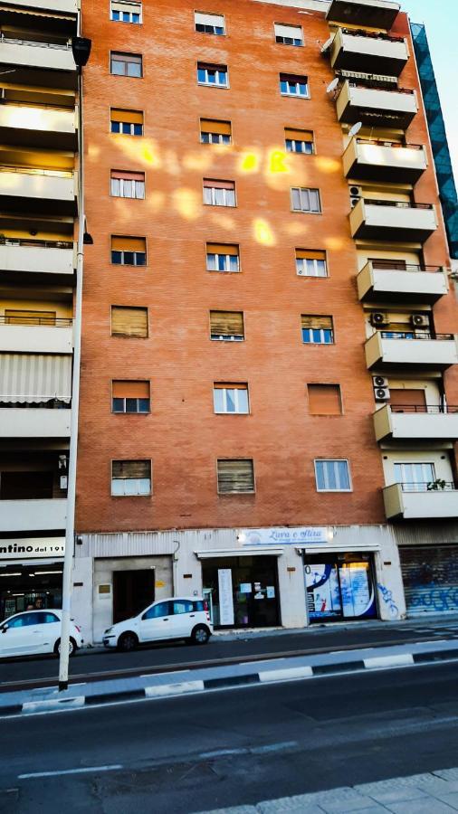 Luna Rossa Rooms Cagliari Exteriör bild