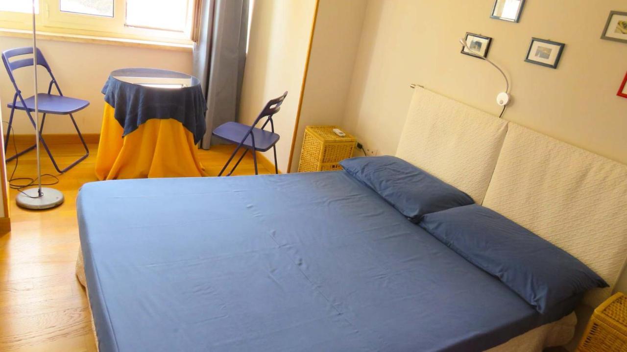 Luna Rossa Rooms Cagliari Exteriör bild